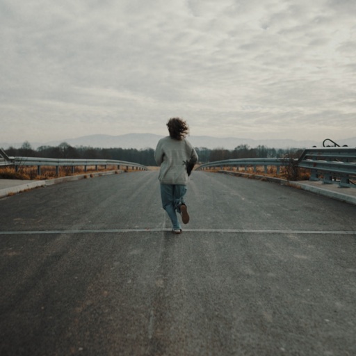 Gromee / Sara Chmiel / Wiatr - Poszukujemy szczęścia